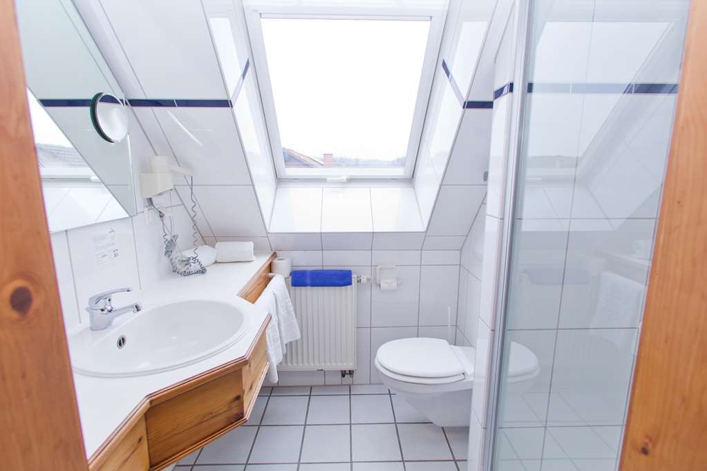 Akzent Hotel Krone Helmstadt Εξωτερικό φωτογραφία